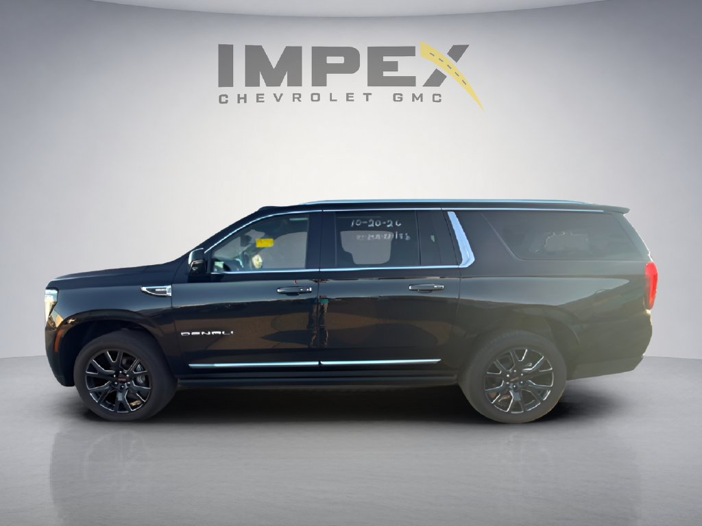 Used 2026 GMC Yukon XL Denali w/ Denali Reserve Package AWD/4WD image 2