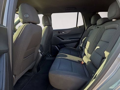 Used 2025 Chevrolet Equinox LT FWD image 14