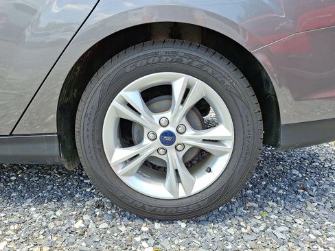 Used 2014 Ford Focus SE image 11