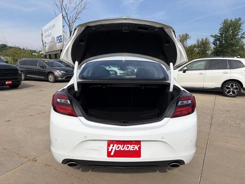 Used 2017 Buick Regal Premium FWD image 23