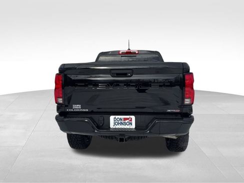 Used 2024 Chevrolet Colorado ZR2 image 27