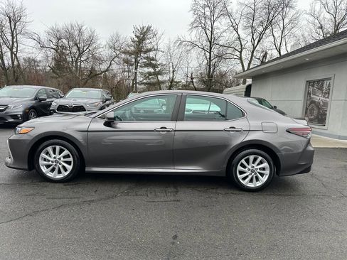 Used 2023 Toyota Camry LE image 4