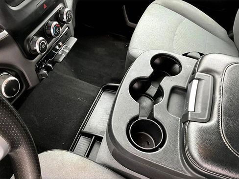 Used 2021 RAM 2500 Big Horn image 17