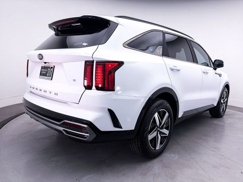 Used 2021 Kia Sorento S w/ Panoramic Sunroof Package FWD image 11