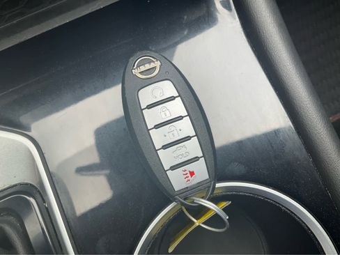 Used 2023 Nissan Altima 2.5 SR w/ SR Premium Package AWD/4WD image 25