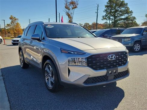 Used 2023 Hyundai Santa Fe SEL image 3