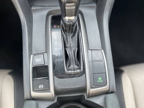 Used 2017 Honda Civic Sport image 15