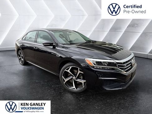 Used 2020 Volkswagen Passat 2.0T R-Line FWD image 5