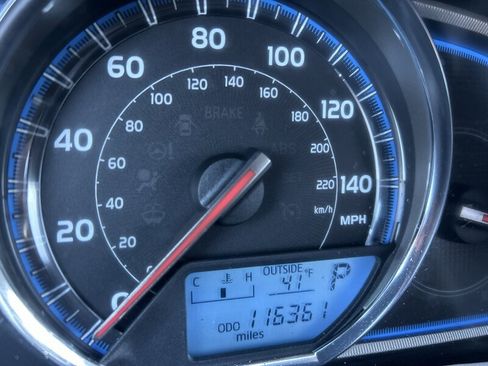 Used 2013 Toyota RAV4 Limited image 15