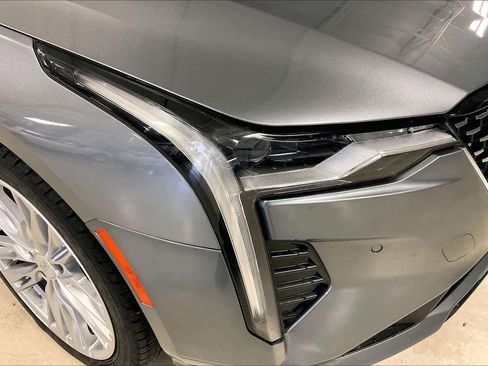 Used 2022 Cadillac CT4 Premium Luxury image 25