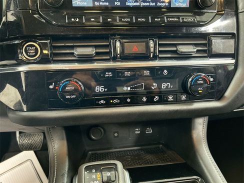 Used 2023 Nissan Pathfinder SL image 23
