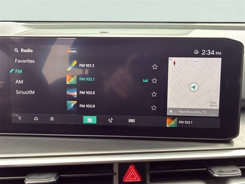 Certified 2025 Kia Sorento EX image 30