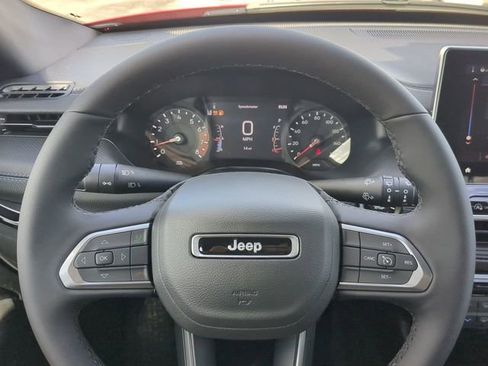 New 2026 Jeep Compass Latitude AWD/4WD image 29