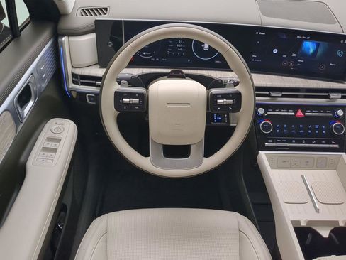 Used 2025 Hyundai Santa Fe Calligraphy image 14