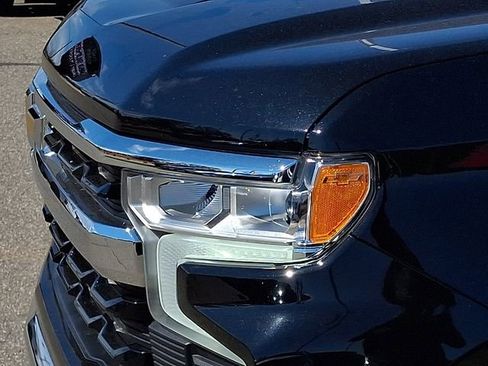 Used 2023 Chevrolet Silverado 1500 LT image 30