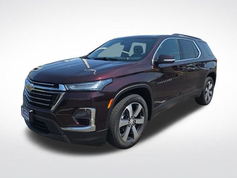 Used 2023 Chevrolet Traverse LT w/ LT Premium Package AWD/4WD image 8