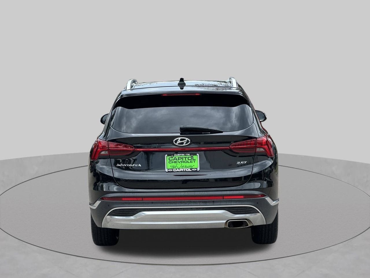 Used 2023 Hyundai Santa Fe Limited FWD image 4