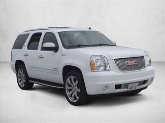 Used 2012 GMC Yukon Denali video 3