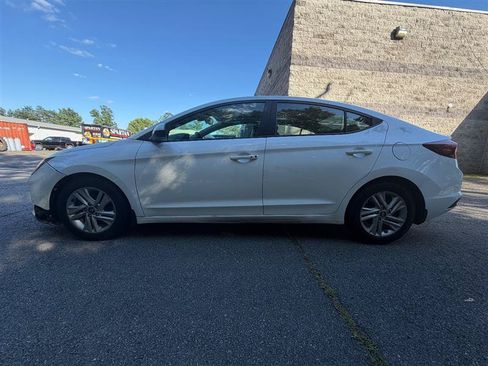 Used 2020 Hyundai Elantra Value Edition w/ Cargo Package (C1) FWD image 3