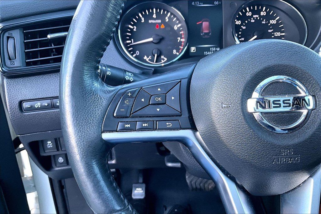 Used 2017 Nissan Rogue SL w/ SL Premium Package AWD/4WD image 18