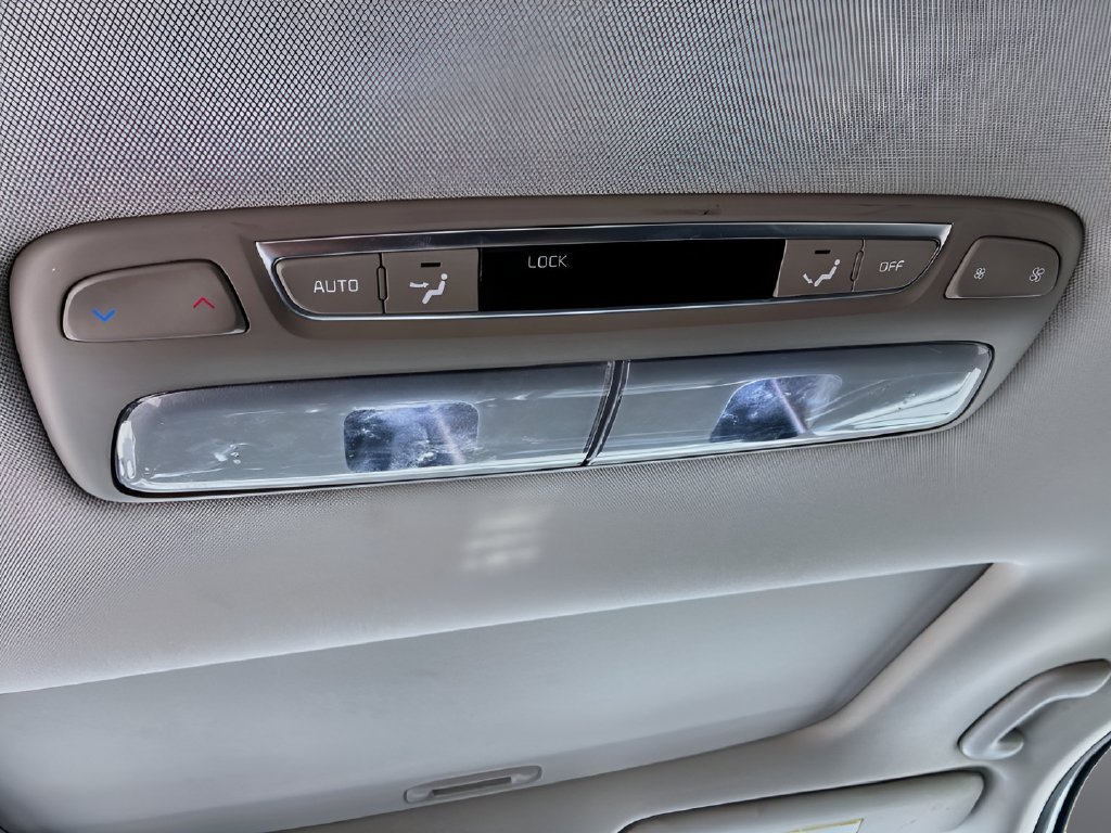 Used 2024 Kia Telluride S w/ S Sunroof Package FWD image 27