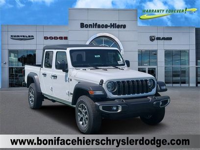New 2023 Jeep Gladiator Sport w/ Trailer Tow Package