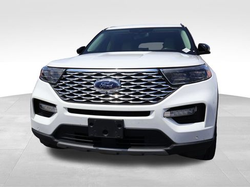 Used 2023 Ford Explorer Platinum AWD/4WD image 5