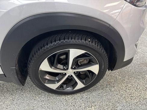 Used 2018 Hyundai Tucson Limited w/ Ultimate Package 02 image 24
