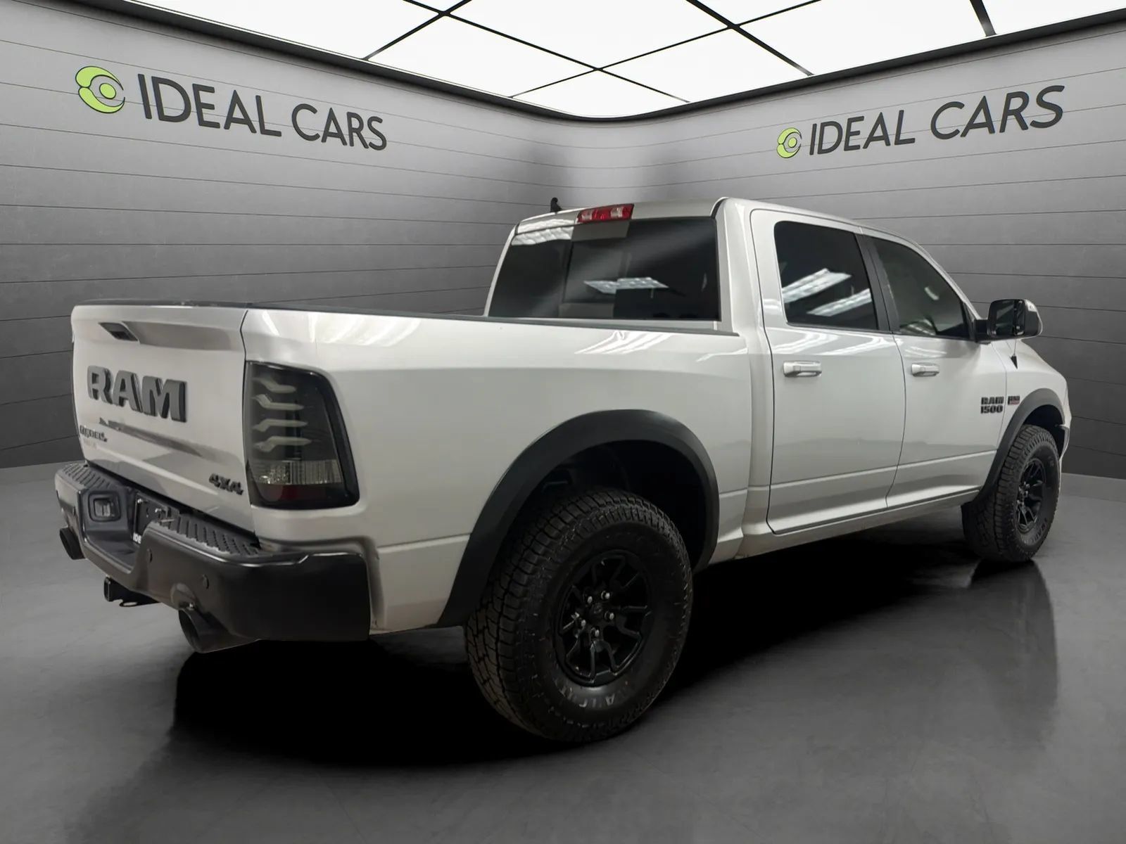 Used 2018 RAM 1500 Rebel w/ Ram 1500 Black Rebel Group AWD/4WD image 5