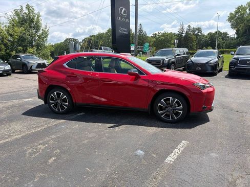 Used 2025 Lexus UX 300h AWD w/ Cold Area Package image 18