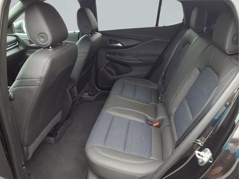 Used 2024 Buick Envista Preferred w/ Convenience I Package FWD image 21