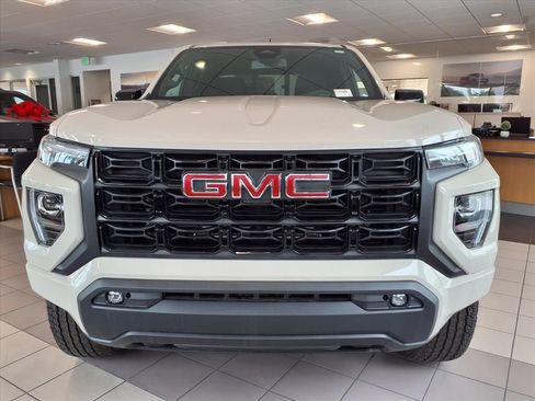 Used 2026 GMC Canyon Elevation w/ Convenience Package RWD image 2