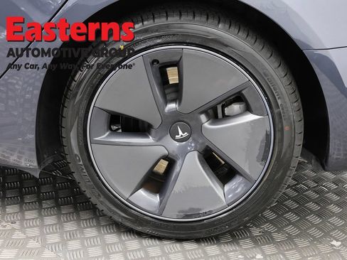 Used 2023 Tesla Model 3 Standard Range RWD image 27