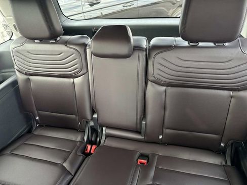 New 2026 Ford Expedition Platinum w/ Platinum Ultimate Package AWD/4WD image 29