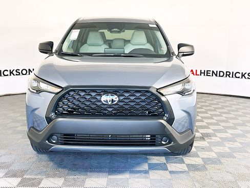 Used 2024 Toyota Corolla Cross L image 8