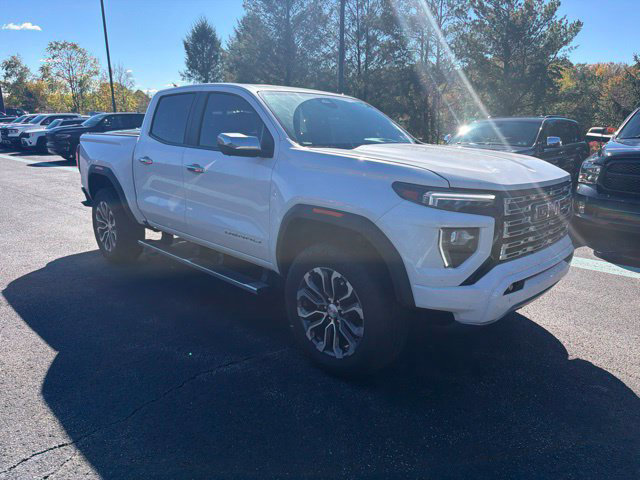 Used 2026 GMC Canyon Denali AWD/4WD image 7