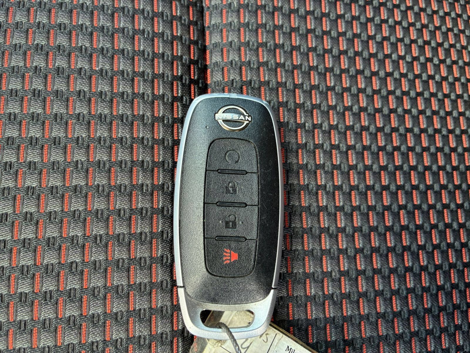 Used 2026 Nissan Kicks SR FWD image 20