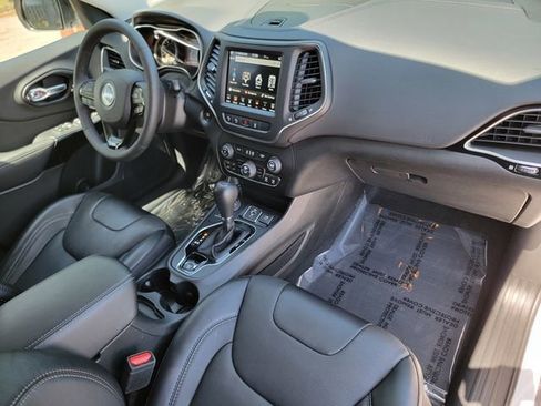 Certified 2023 Jeep Cherokee Altitude Lux w/ Lux Elite Package AWD/4WD image 25