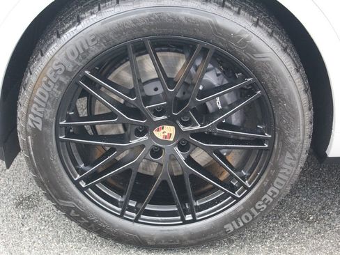 New 2026 Porsche Cayenne AWD/4WD image 15