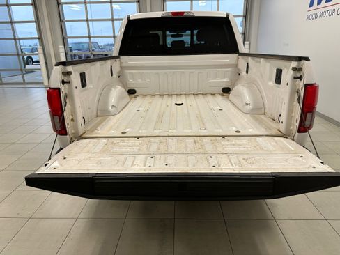 Used 2018 Ford F150 Lariat image 7