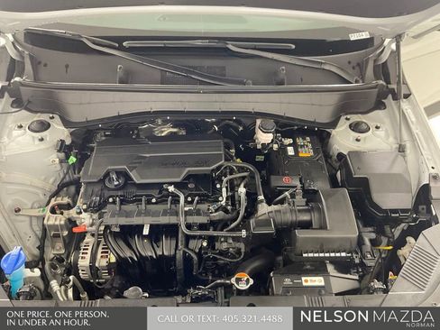 Used 2024 Hyundai Kona SEL FWD image 49
