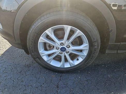 Used 2019 Ford Escape SE AWD/4WD image 8