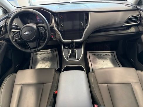 Used 2025 Subaru Outback Onyx Edition AWD/4WD image 36