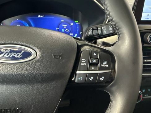 Used 2022 Ford Escape Titanium AWD/4WD image 25