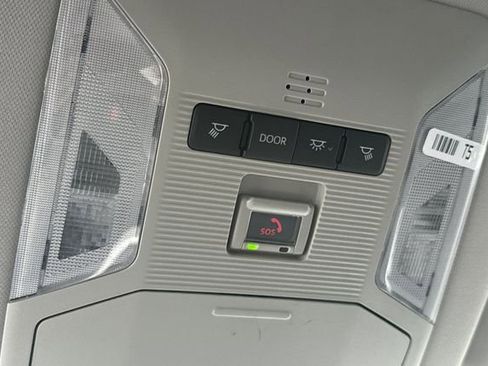 Certified 2025 Toyota RAV4 LE image 38