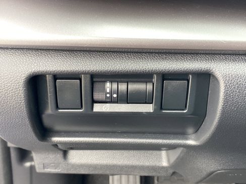 Used 2024 Subaru Impreza 2.0i Sport image 14