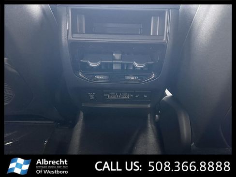 New 2025 Jeep Grand Cherokee Limited image 19