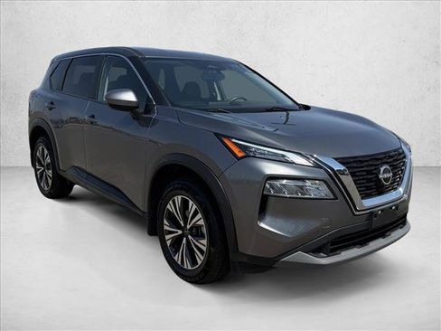 Used 2023 Nissan Rogue SV FWD image 3