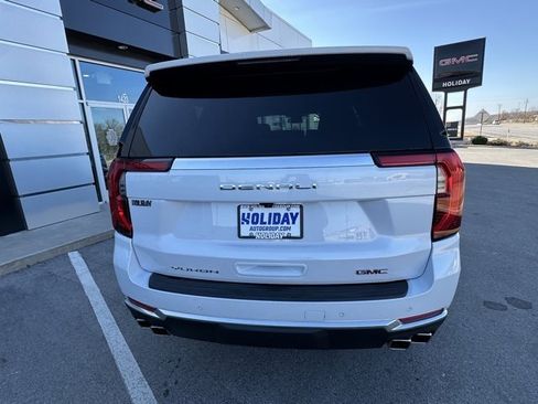 New 2026 GMC Yukon XL Denali w/ Sun & Power Step Package image 5