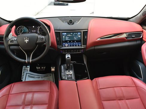 Used 2023 Maserati Levante Modena AWD/4WD image 20